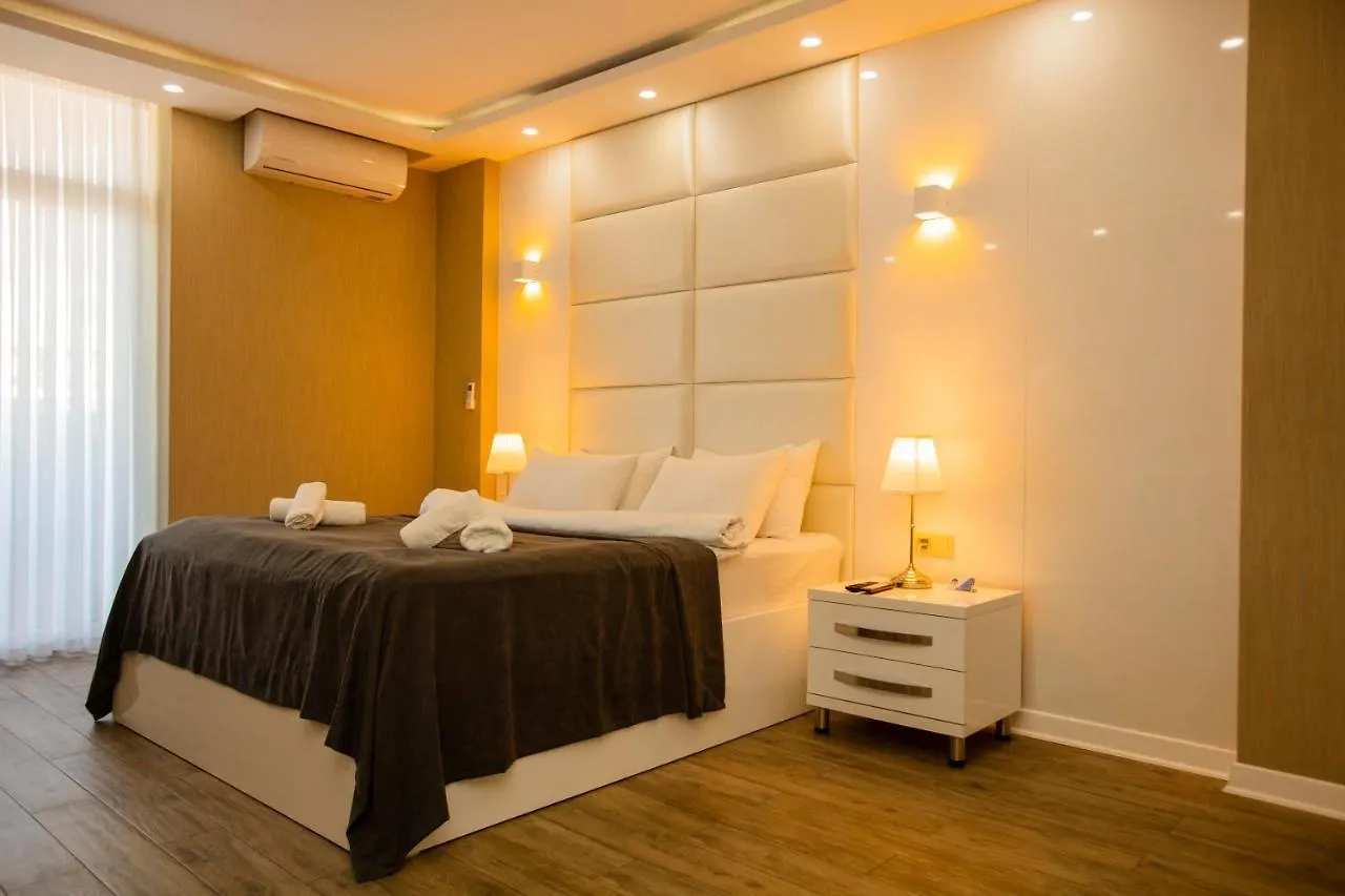 Отель Holiday Lux Tower Батуми 4*,  Грузия