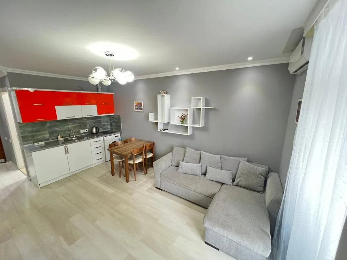 ****  Отель Holiday Lux Tower Батуми Грузия