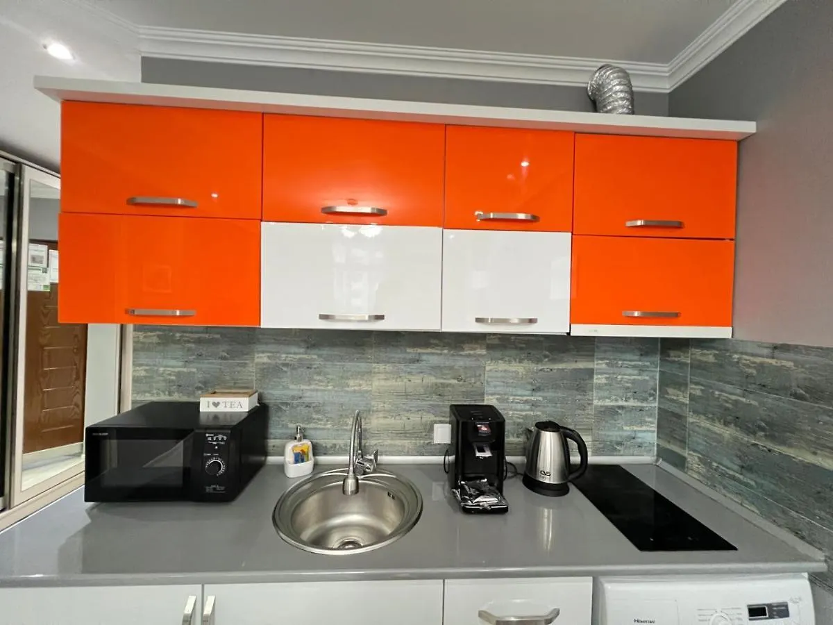 ****  Отель Holiday Lux Tower Батуми Грузия