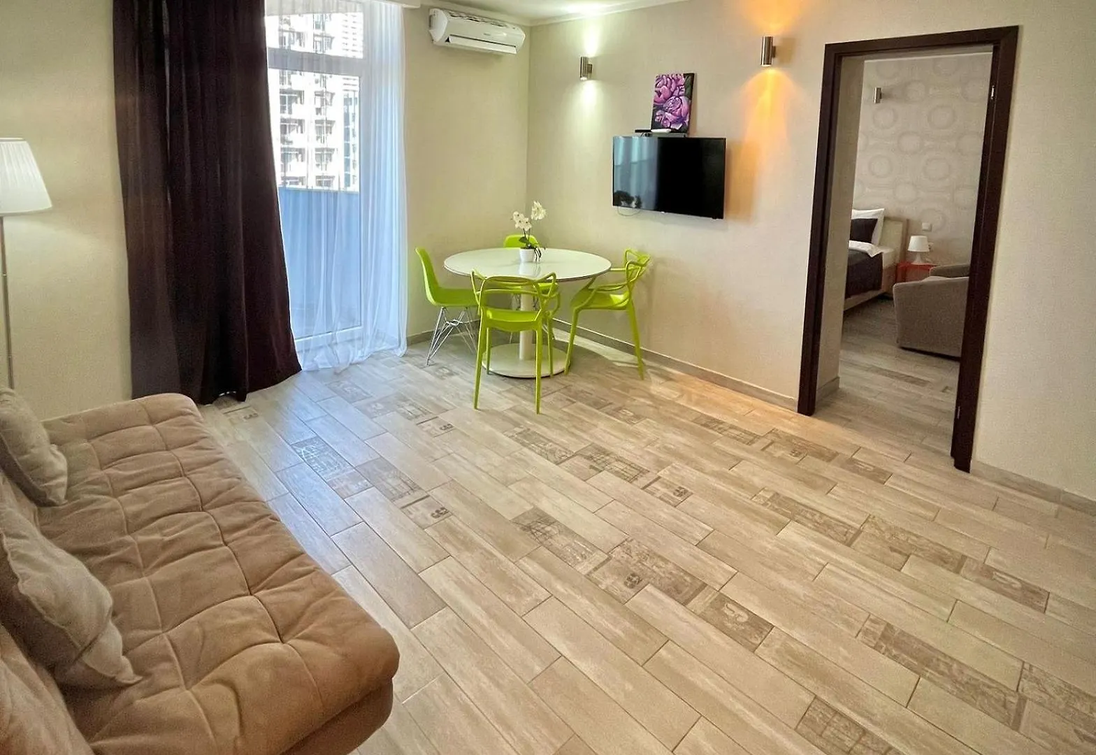 ****  Отель Holiday Lux Tower Батуми Грузия