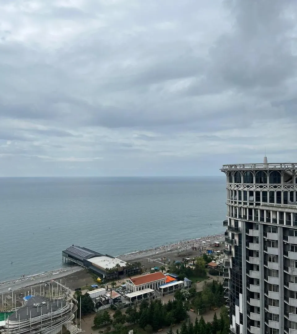 Отель Holiday Lux Tower Батуми 4*,