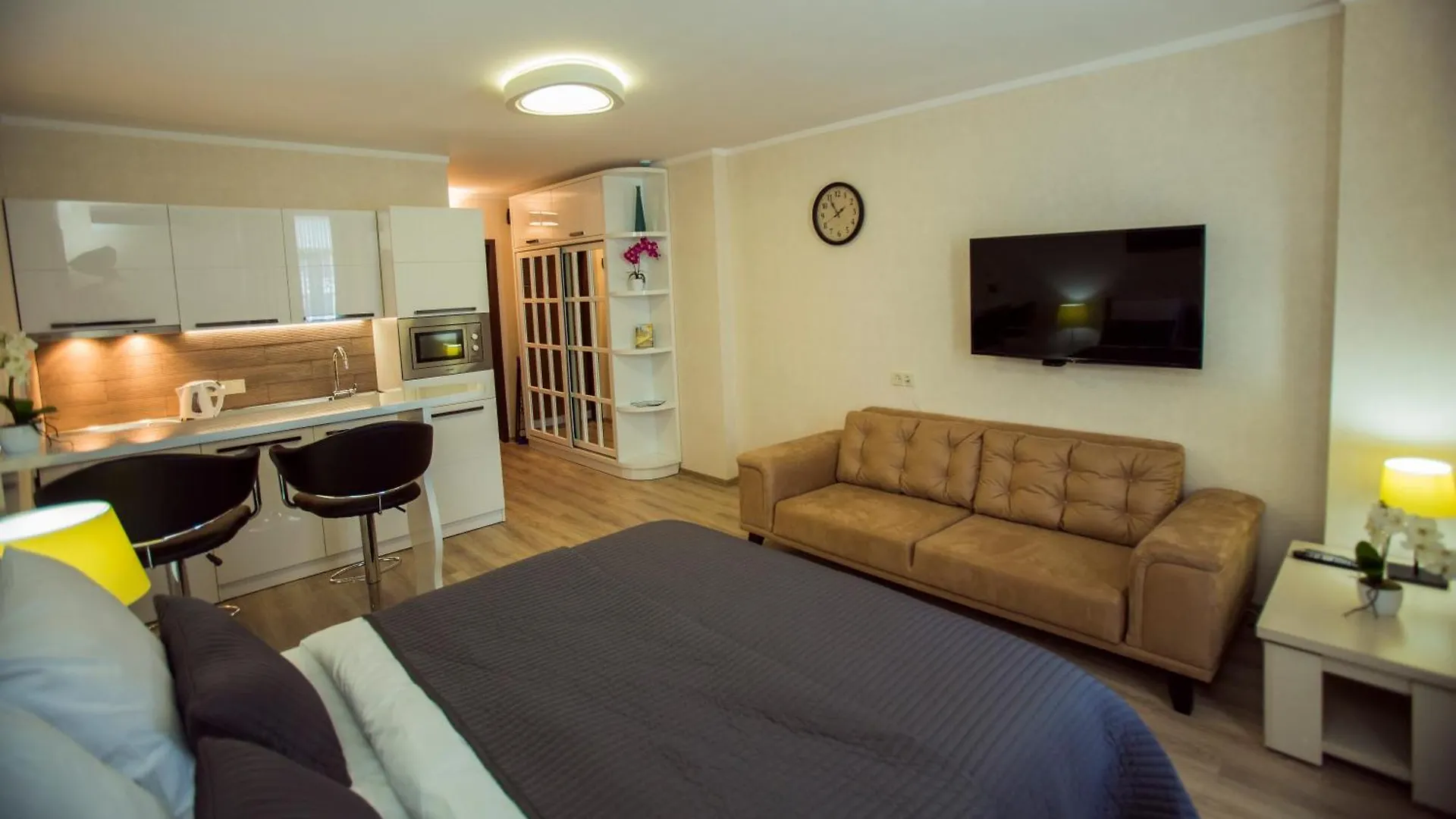 ****  Отель Holiday Lux Tower Батуми Грузия