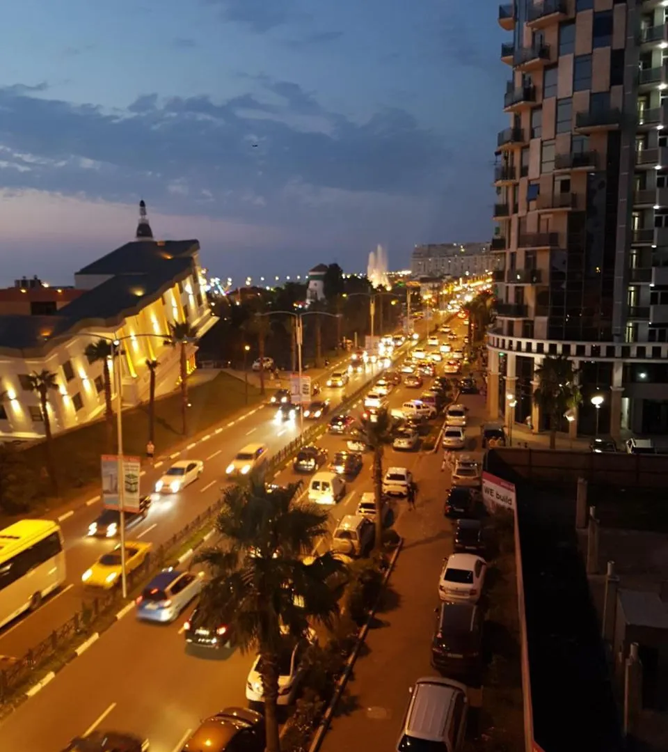 Отель Holiday Lux Tower Батуми