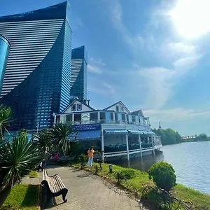 Orbi Sea Side & Sea View Towers Батуми